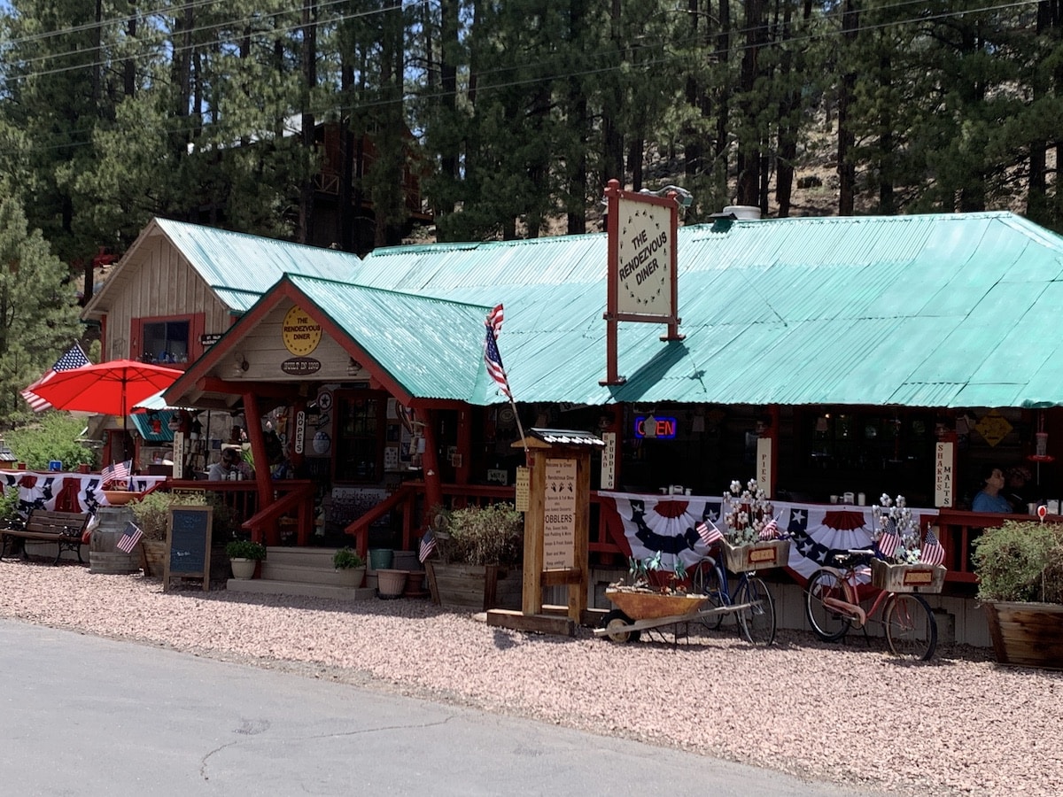 Discover Greer in the Arizona White Mountains